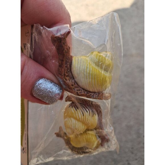 Vintage Miniature Bone China Snail Family. Japan Frisco Golden Gate - Picture 2 of 2